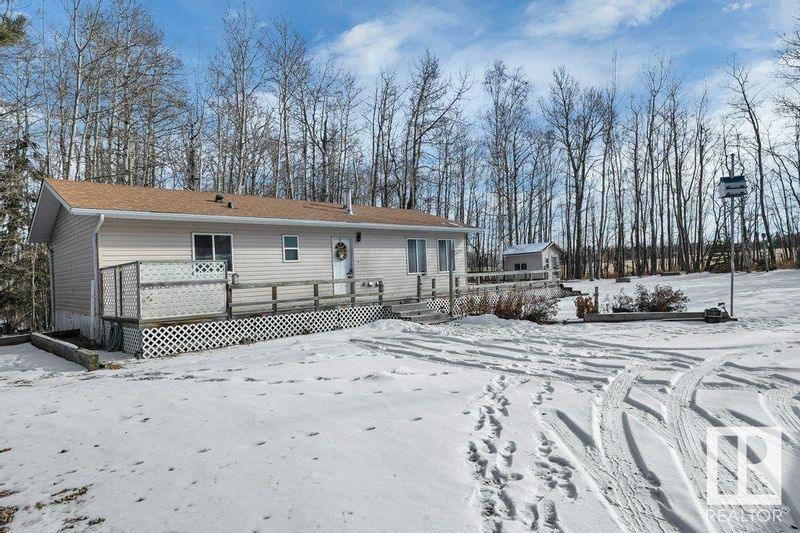 FEATURED LISTING: 172 Lakeshore Drive Rural Wetaskiwin County