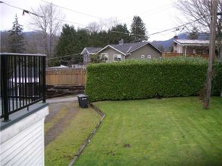 Photo 5: 4725 CAMBRIDGE Street in Burnaby: Capitol Hill BN House for sale (Burnaby North)  : MLS®# V864192