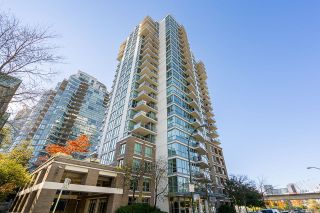 Photo 7: 404 120 MILROSS Avenue in Vancouver: Downtown VE Condo for sale in "The Brighton" (Vancouver East)  : MLS®# R2737833