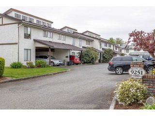 Photo 2: 4 9251 HAZEL Street in Chilliwack: Chilliwack E Young-Yale Townhouse for sale in "THE FRANKLIN" : MLS®# R2576637