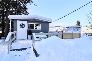 Photo 18: 16 95 LAIDLAW Road in Smithers: Smithers - Rural Manufactured Home for sale in "MOUNTAIN VIEW MOBILE HOME PARK" (Smithers And Area (Zone 54))  : MLS®# R2428480