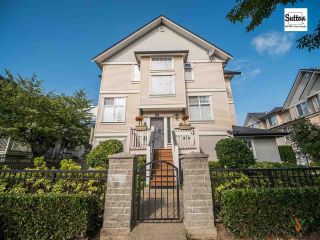 Main Photo: 44 8383 159 Street in Surrey: Fleetwood Tynehead Townhouse for sale in "AVALON WOODS" : MLS®# R2877399