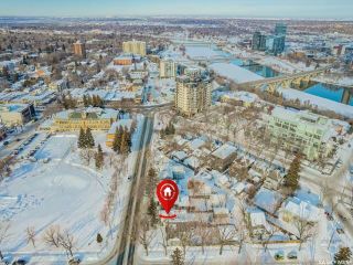 Photo 2: 625 12th Street East in Saskatoon: Nutana Residential for sale : MLS®# SK920934