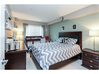 Photo 9: # 204 3250 ST JOHNS ST in Port Moody: Port Moody Centre Condo for sale : MLS®# V1123972