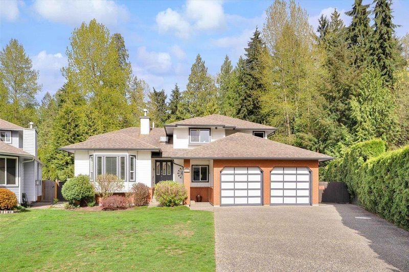 FEATURED LISTING: 3633 BRACEWELL Place Port Coquitlam