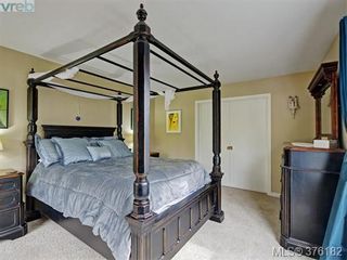 Photo 9: 1564 Prospect Pl in VICTORIA: OB North Oak Bay House for sale (Oak Bay)  : MLS®# 755138