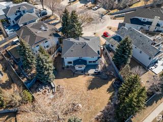 Main Photo: 322 O'CONNOR Close in Edmonton: Zone 14 House for sale : MLS®# E4383859