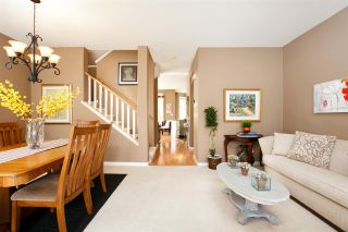 Photo 4: 38 6950 120 Street in Surrey: West Newton Townhouse for sale in "COUGAR CREEK" : MLS®# R2171095