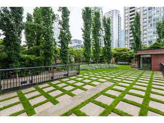 Photo 17: 2902 928 HOMER Street in Vancouver: Yaletown Condo for sale in "YALETOWN PARK" (Vancouver West)  : MLS®# V1125187