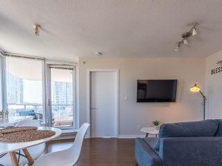Photo 5: 1607 188 KEEFER Place in Vancouver: Downtown VW Condo for sale in "Espana II" (Vancouver West)  : MLS®# R2817909