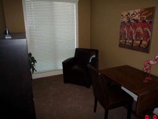 Photo 4: 203 9060 BIRCH Street in Chilliwack: Chilliwack W Young-Well Condo for sale in "THE ASPEN GROVE" : MLS®# H1002748