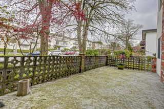 Photo 3: 105 910 FIFTH Avenue in New Westminster: Uptown NW Condo for sale in "Grosvenor Court" : MLS®# R2876698
