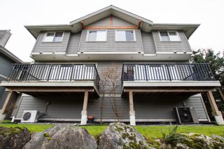 Photo 2: 1 39758 Government Road in Squamish: Townhouse for sale