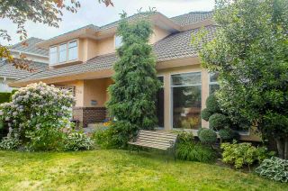 Photo 2: 336 FINNIGAN Street in Coquitlam: Central Coquitlam House for sale : MLS®# R2080776