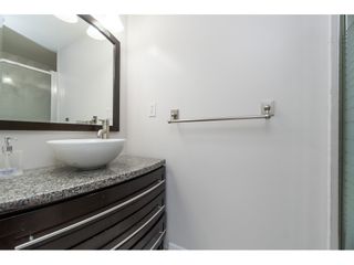 Photo 11: 308 33731 MARSHALL Road in Abbotsford: Central Abbotsford Condo for sale in "STEPHANIE PLACE" : MLS®# R2441909