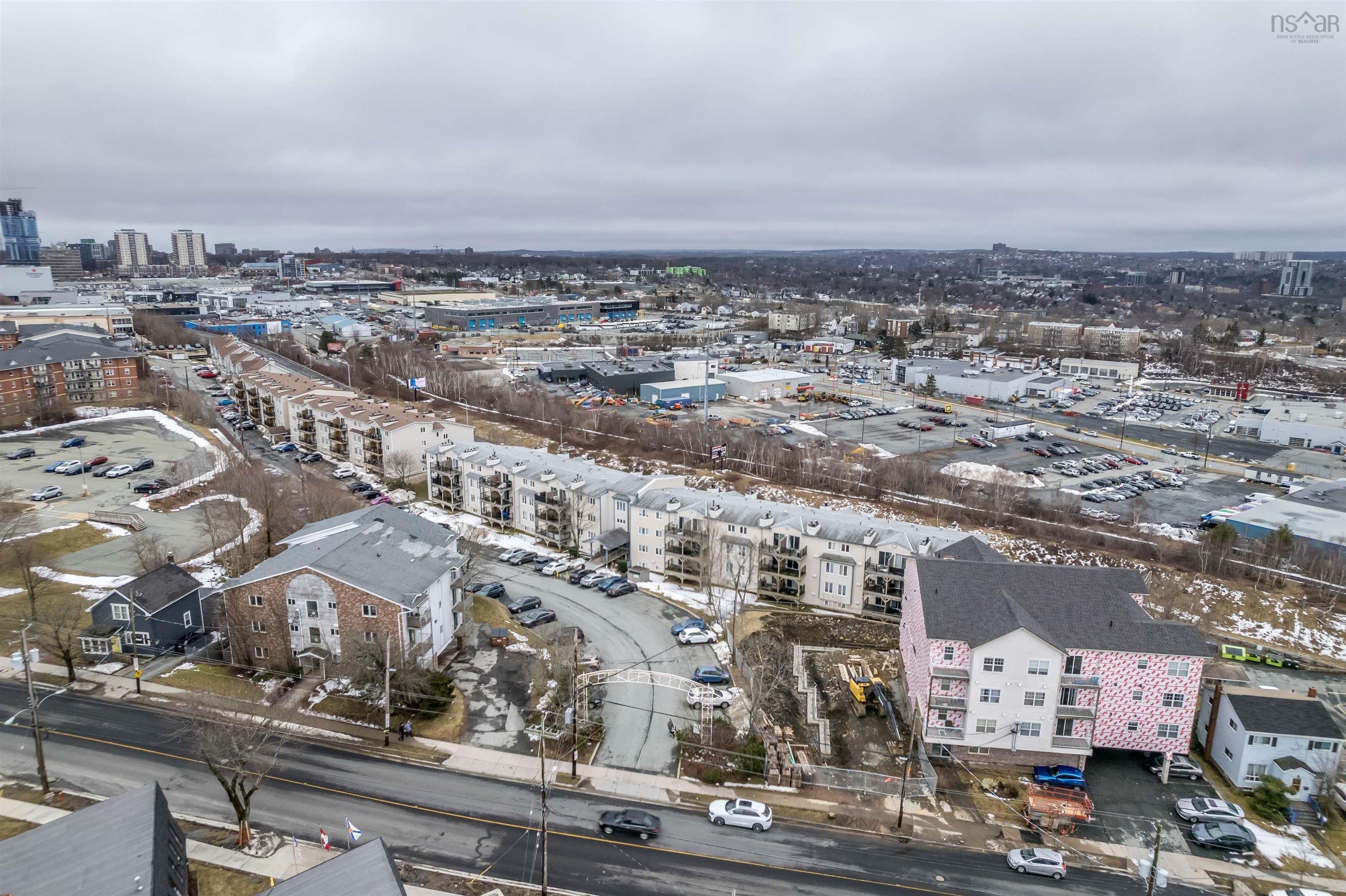 Main Photo: 115 3700 John Parr Drive in Halifax: 3-Halifax North Residential for sale (Halifax-Dartmouth)  : MLS®# 202304190