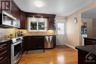 Photo 6: 68 MILLFORD AVENUE in Ottawa: House for sale : MLS®# 1376955