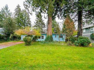 Photo 2: 8932 HADDEN STREET in : Fort Langley House for sale : MLS®# R2590748