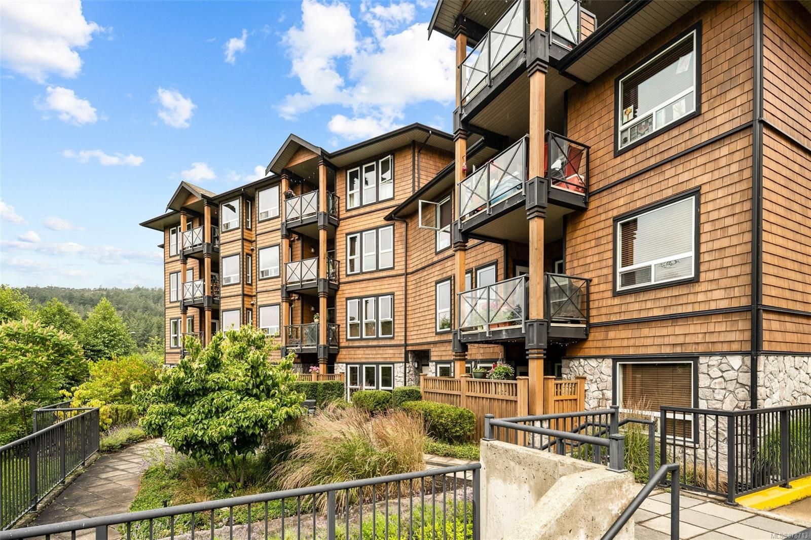 Main Photo: 205 101 Nursery Hill Dr in View Royal: VR Six Mile Condo for sale : MLS®# 878713