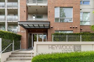 Photo 3: 214 1621 HAMILTON Avenue in North Vancouver: Mosquito Creek Condo for sale in "HEYWOOD ON THE PARK" : MLS®# R2880099