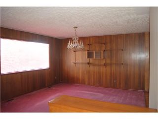 Photo 2: 10216 MAPLECREEK Drive SE in CALGARY: Maple Ridge Residential Detached Single Family for sale (Calgary)  : MLS®# C3616848