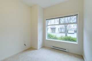Photo 15: 3 2296 Henry Ave in Sidney: Si Sidney North-East Row/Townhouse for sale : MLS®# 927288