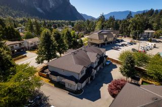 Photo 19: 8 38247 WESTWAY Avenue in Squamish: Valleycliffe Townhouse for sale in "Valleycliffe" : MLS®# R2772235
