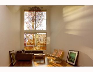 Photo 2: 305 36 WATER Street in Vancouver: Downtown VW Condo for sale in "TERMINUS" (Vancouver West)  : MLS®# V776262