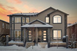 Main Photo: 2 4519 Bowness Road NW in Calgary: Montgomery Row/Townhouse for sale : MLS®# A2033892