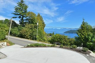 Photo 11: 591 GIBSONS Way in Gibsons: Gibsons & Area House for sale (Sunshine Coast)  : MLS®# R2749821