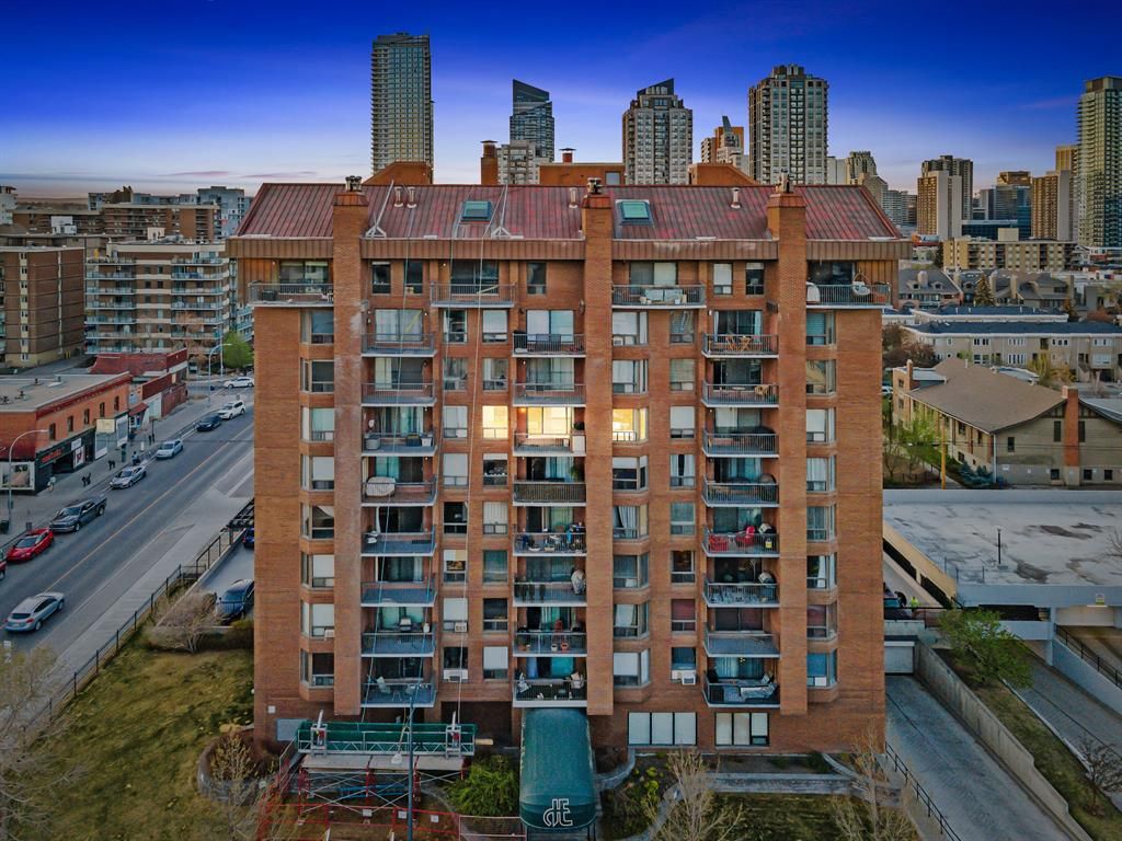 Main Photo: 703 1140 15 Avenue SW in Calgary: Beltline Apartment for sale : MLS®# A2044386