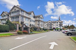 Photo 1: 302 2491 GLADWIN Road in Abbotsford: Central Abbotsford Condo for sale in "Lakewood Gardens" : MLS®# R2681519
