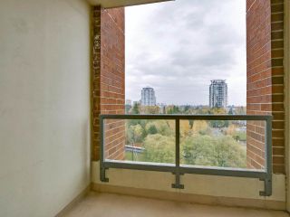Photo 7: 1403 6837 STATION HILL Drive in Burnaby: South Slope Condo for sale in "CLARIDGES" (Burnaby South)  : MLS®# R2221887