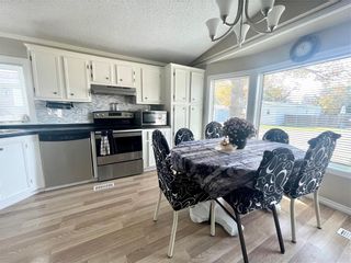 Photo 6: 5 VERNON KEATS Drive in St Clements: Pineridge Trailer Park Residential for sale (R02)  : MLS®# 202223941