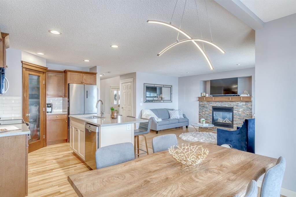 Main Photo: 342 Evansdale Way NW in Calgary: Evanston Detached for sale : MLS®# A1184663
