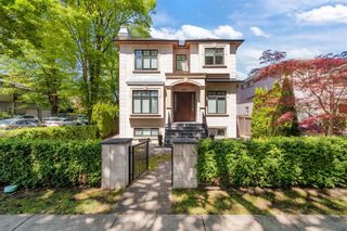Main Photo: 2999 W 39TH Avenue in Vancouver: Kerrisdale House for sale (Vancouver West)  : MLS®# R2883556