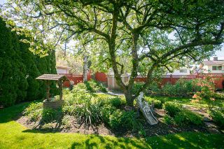 Photo 6: 9391 CINNAMON Drive in Surrey: Cedar Hills House for sale in "CEDAR HILLS" (North Surrey)  : MLS®# R2454623