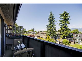 Photo 3: 3739 W 24TH Avenue in Vancouver: Dunbar House for sale in "DUNBAR" (Vancouver West)  : MLS®# V1069303