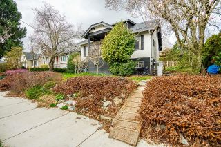 Photo 3: 1305 HAMILTON Street in New Westminster: West End NW House for sale : MLS®# R2862619