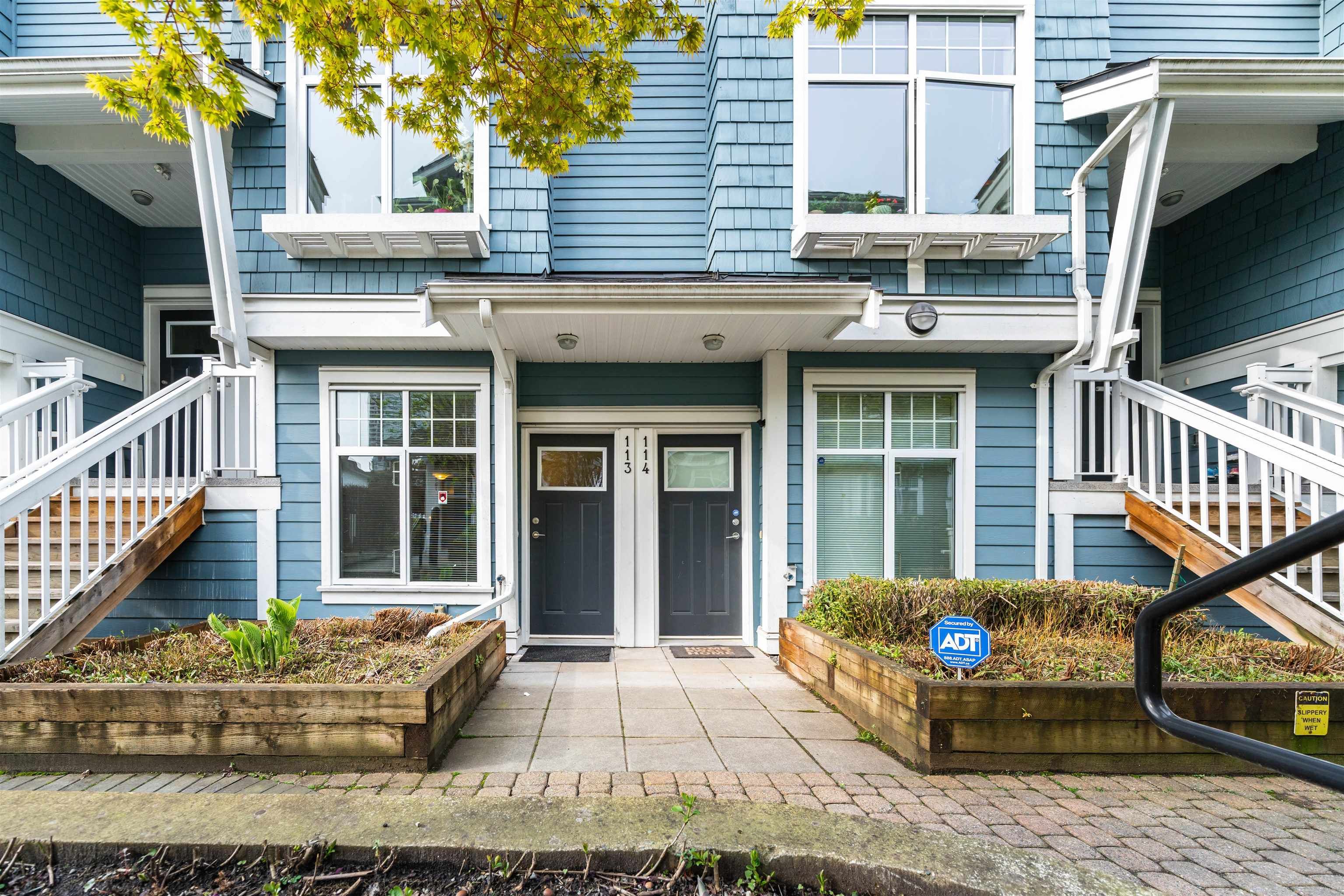 Main Photo: 113 4255 SARDIS Street in Burnaby: Central Park BS Townhouse for sale in "Paddington Mews" (Burnaby South)  : MLS®# R2687692