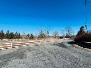 Photo 38: 198 Rosley Road in Beaver Bank: 26-Beaverbank, Upper Sackville Farm for sale (Halifax-Dartmouth)  : MLS®# 202405608