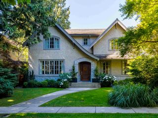 Photo 1: 6005 TRAFALGAR Street in Vancouver: Kerrisdale House for sale in "Kerrisdale" (Vancouver West)  : MLS®# R2724045