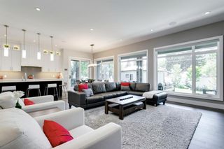 Photo 12: 31 Lenton Place SW in Calgary: North Glenmore Park Detached for sale : MLS®# A1234503
