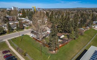 Photo 39: 3304 24 Street NW in Calgary: Charleswood Detached for sale : MLS®# A2131337
