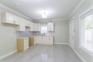 Photo 12: 1582 BLAINE Avenue in Burnaby: Sperling-Duthie 1/2 Duplex for sale (Burnaby North)  : MLS®# R2234452