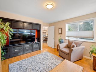 Photo 10: 41821 GOVERNMENT Road in Squamish: Brackendale House for sale : MLS®# R2651951