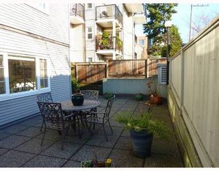 Photo 9: 102 833 16TH Ave in Vancouver West: Fairview VW Home for sale ()  : MLS®# V799882