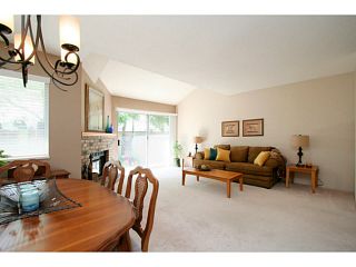 Photo 8: 202 21937 48TH Avenue in Langley: Murrayville Townhouse for sale in "ORANGEWOOD" : MLS®# F1401058