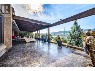 Photo 2: 7959 Tronson Road Bella Vista: Okanagan Shuswap Real Estate Listing: MLS®# 10301279