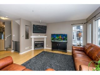 Photo 2: 6 20771 DUNCAN Way in Langley: Langley City Townhouse for sale in "Wyndham Lane" : MLS®# R2236619